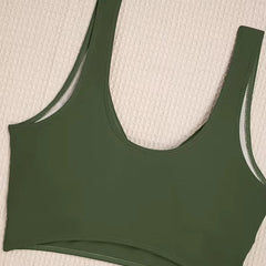 Bikini met criss-cross top