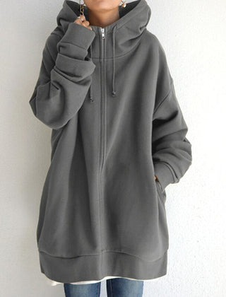 Women's cozy oversized hoodie, perfect for ultimate winter comfort & loungewear. Warm hooded sweatshirt, casual style.