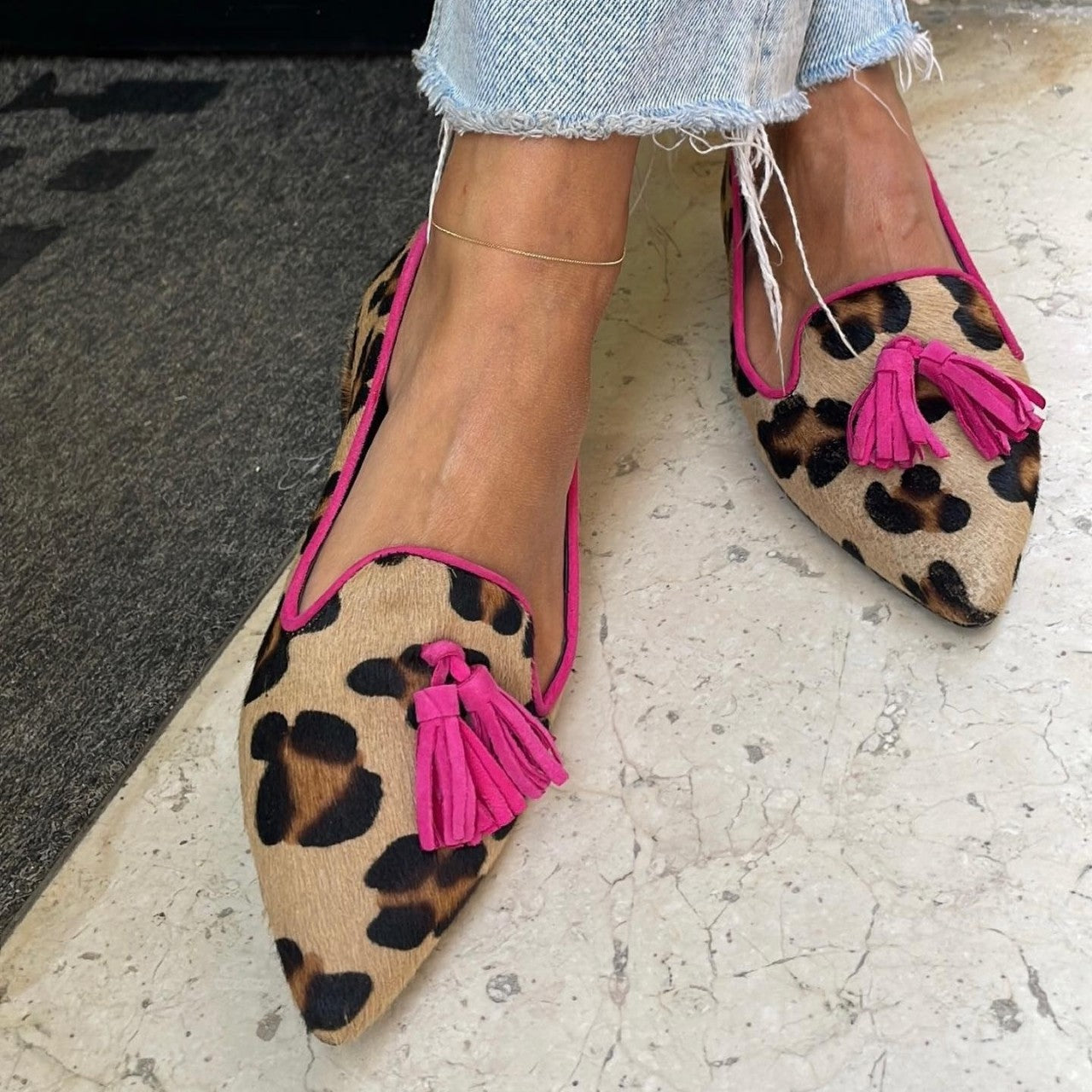 Women's Ballet Flats | Pointed Toe Tassel Detail Animal Print Flat