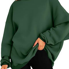 Relaxed fit women's hooded top, an essential oversized sweatshirt for daily comfort.
