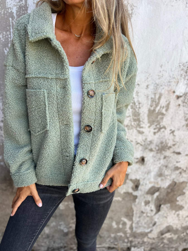 Women's Sherpa Jacket | Collared Button Front Pockets