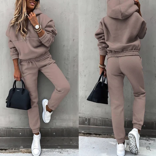 Women's Sweatsuit | Hooded Relaxed Fit Jogger