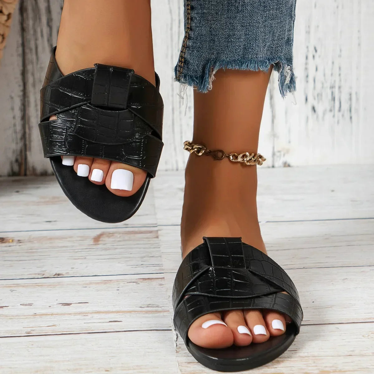 Women's Slide | Padded Criss-Cross Square Toe Flat