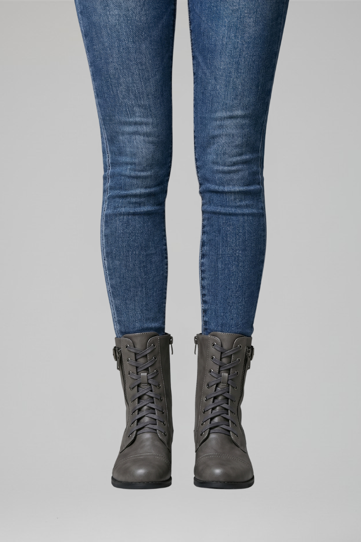 Women's Fur Boots | Lace-Up Rounded Toe Flat Heel Leather