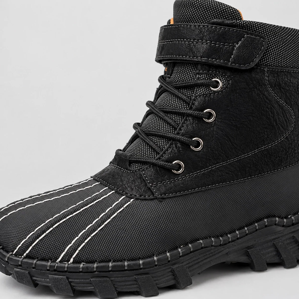 Broden Leather Duck Boots — Black (mens shoe zoom)