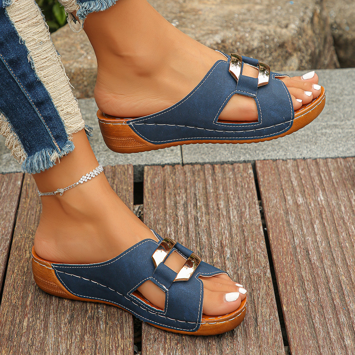 Women's Platform Slide | Open Toe Buckle Metallic Heel