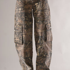 Unisex camo cargo pants with rugged utility pockets, featuring a relaxed fit and bold camo print for urban or outdoor style.