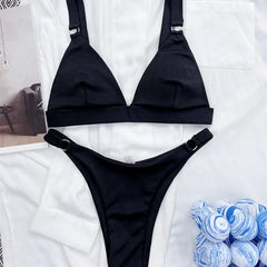Vera | Unieke & trendy bikini in de kleur Zwart voor dames in Beach stijl ideaal voor de zomer.