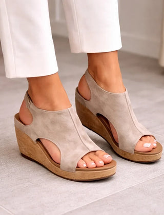 Platform wedge sandalen met cutout