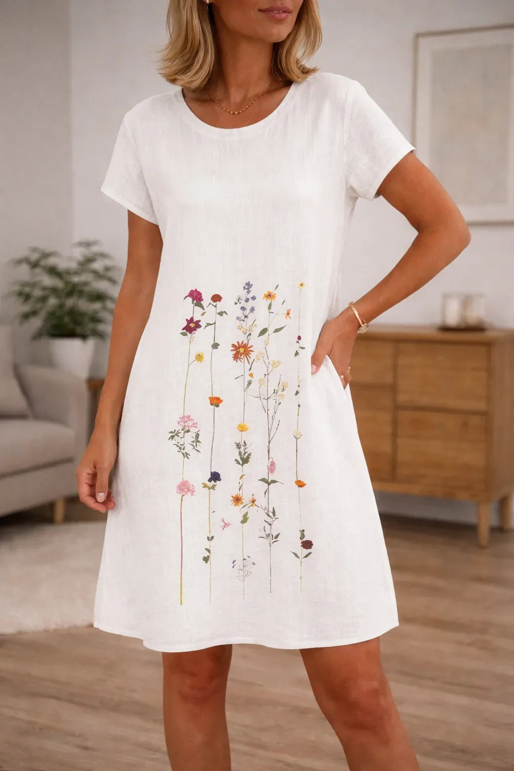 Mini jurk met geborduurde bloemen